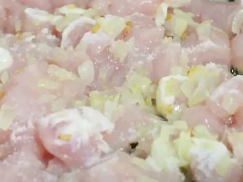 Жульен с курицей в булочке — шаг 6