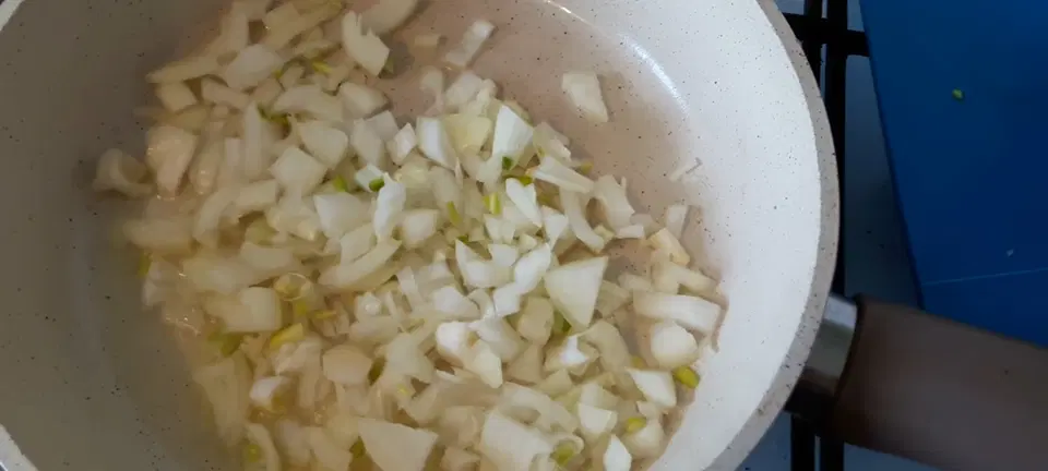 Русское жаркое с говядиной и картошкой — шаг 4