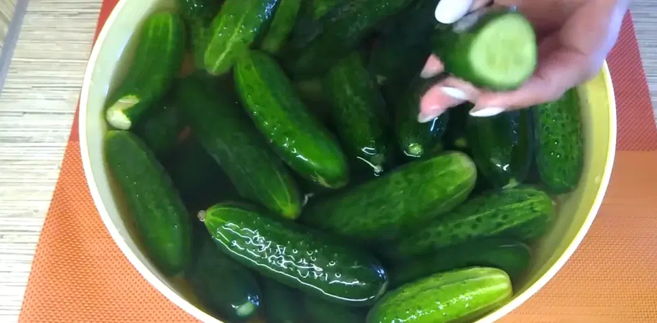 Кислые огурцы на зиму — шаг 2