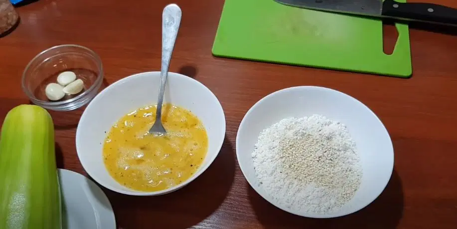 Кабачки с чесноком и укропом — шаг 3