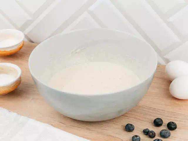 Кексы с голубикой — шаг 2