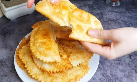 Чебуреки с картошкой и сыром