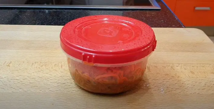 Морковь по-корейски без уксуса — шаг 7
