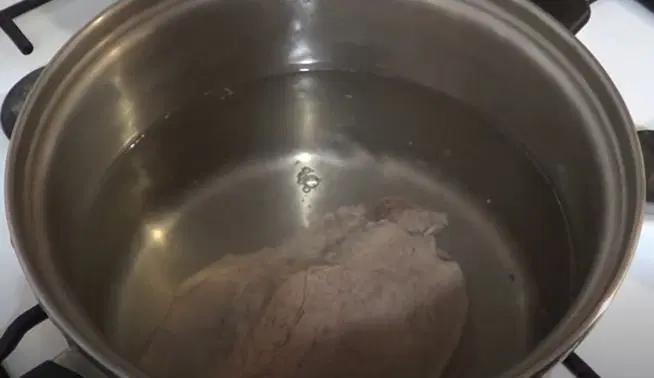 Заливное мясо — шаг 1
