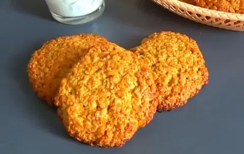 Простое овсяное печенье