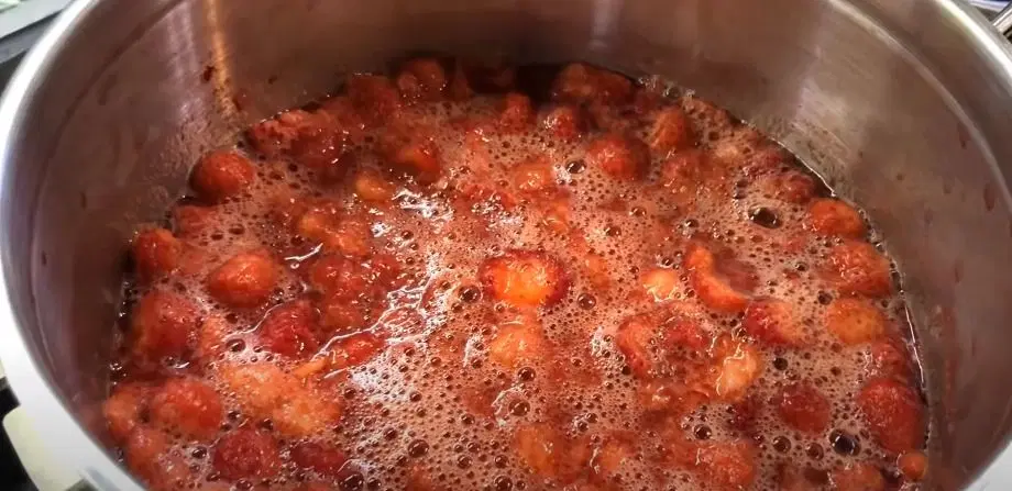 Клубничный конфитюр — шаг 5