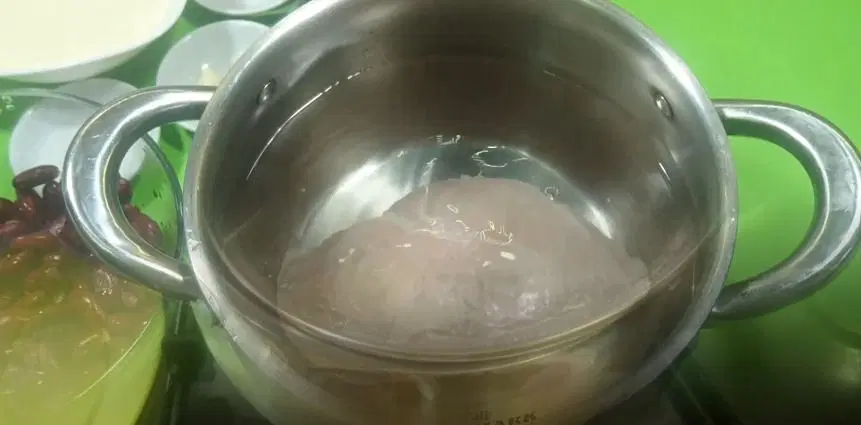 Салат Наполи с фасолью — шаг 2