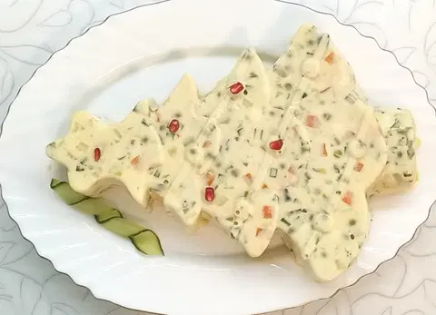 Заливной салат Оливье на Новый год
