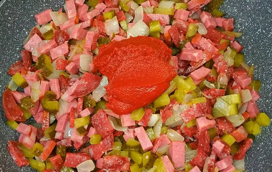 Солянка мясная сборная — шаг 4