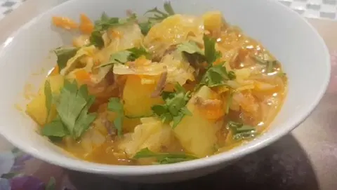 Бигус с тушенкой