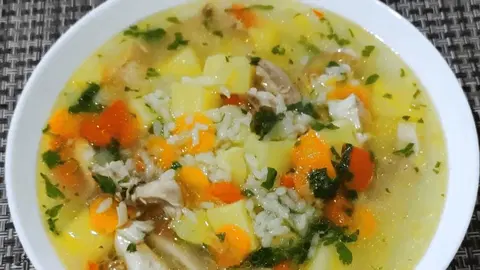 Суп куриный с рисом