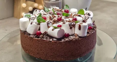 Шоколадный торт из маршмеллоу