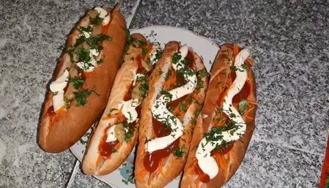 Хот-дог с корейской морковью