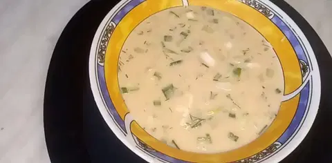 Зимняя окрошка с килькой в томатном соусе