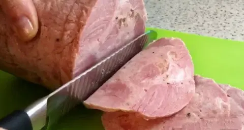 Колбаса в ветчиннице