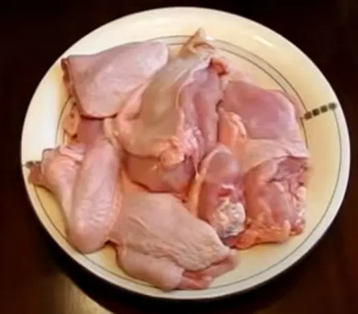 Курица в соусе с чесноком — шаг 1