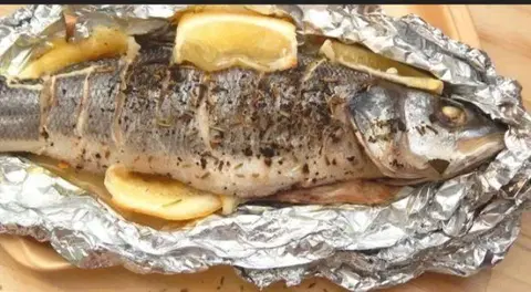 Сибас, запеченный в фольге