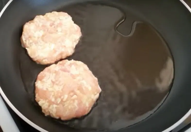 Шницель куриный с сыром — шаг 3