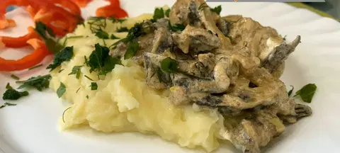 Бефстроганов из говяжьей печени