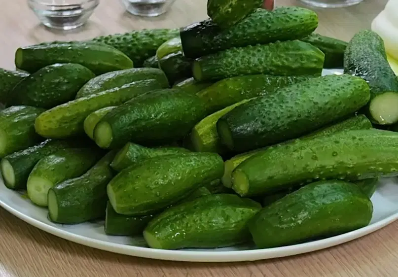 Огурцы по-болгарски на зиму — шаг 1