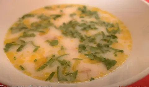 Сырный суп с полукопченой колбасой