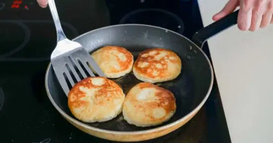Сырники с бананом — шаг 4