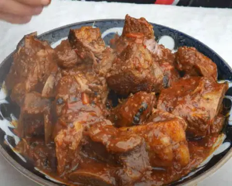 Говяжьи ребра в казане