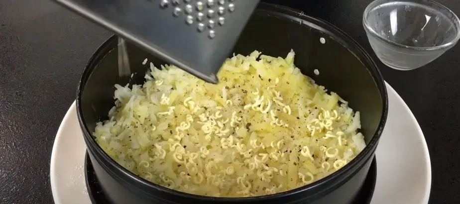 Салат Шуба со скумбрией — шаг 6