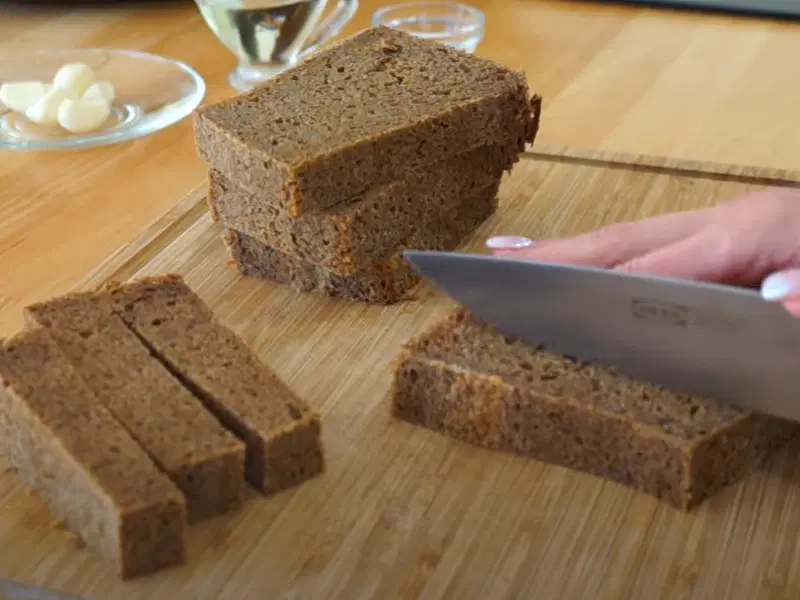 Бородинские гренки — шаг 1