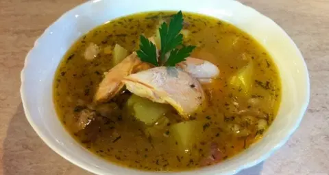 Уха с перловкой
