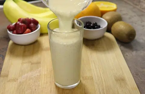 Смузи фруктовый с молоком