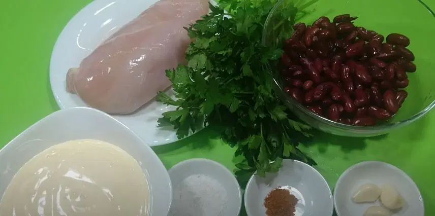 Салат Наполи с фасолью — шаг 1