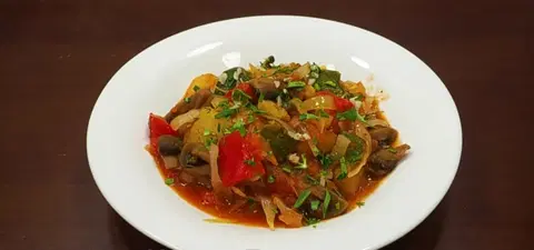 Грибное рагу с капустой в мультиварке