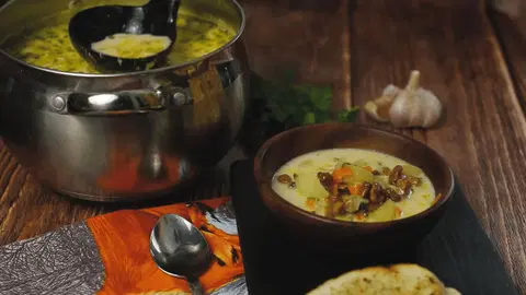 Кефирный суп с лисичками по-фински