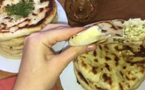 Пышные творожные лепешки на кефире