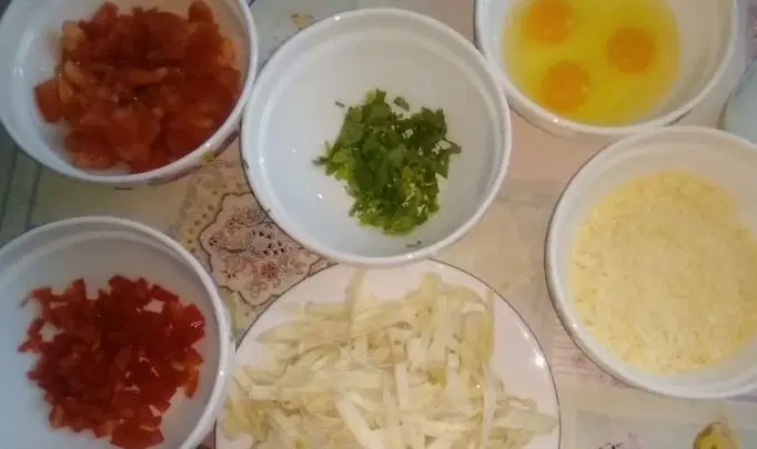 Пицца из лаваша — шаг 1
