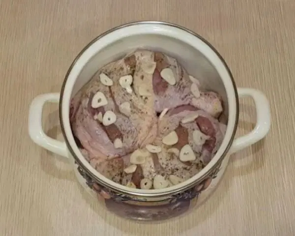 Окорочка в духовке с хрустящей корочкой — шаг 2