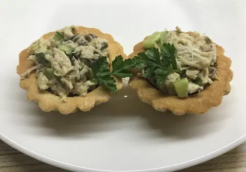 Тарталетки с мясом