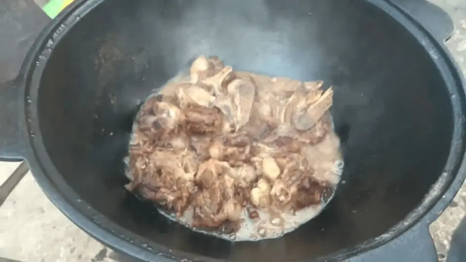 Говяжий хвост с картошкой — шаг 3