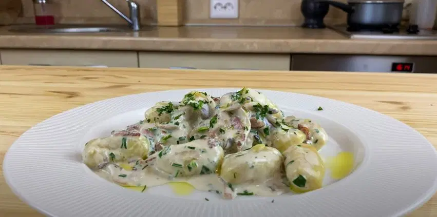 Картофельные ньокки с базиликом