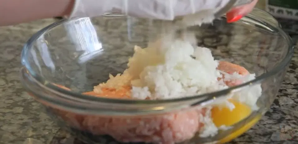 Быстрые куриные котлетки — шаг 3