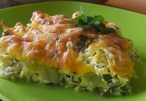 Запеканка из кабачков с сыром и зеленью