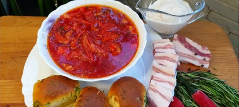 Красный борщ с пампушками — шаг 8