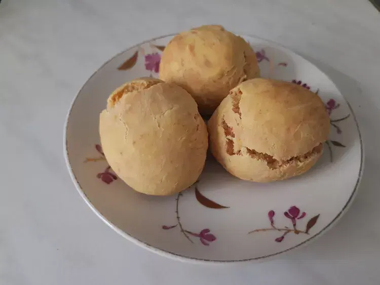 Бездрожжевые булочки с куркумой — шаг 6