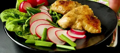 Куриная грудка, тушенная в пиве