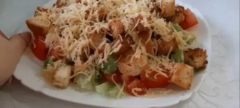 Салат "Цезарь" с курицей оригинальный