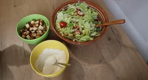 Салат Цезарь без мяса (веганский)