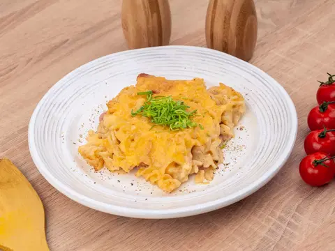 Запеканка из макарон с сосисками