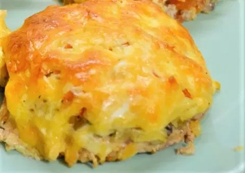 Стожки из фарша в духовке с сыром