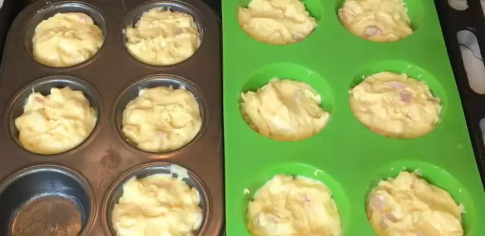 Маффины с сыром и ветчиной — шаг 7